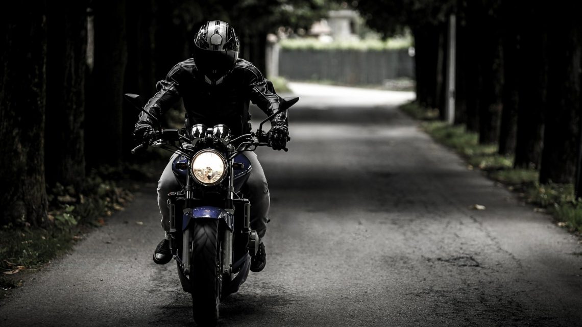 La conduite de moto pour débutant : Que faut-il savoir ?