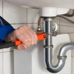 réparer une canalisation d'évacuation enterrée sous la maison