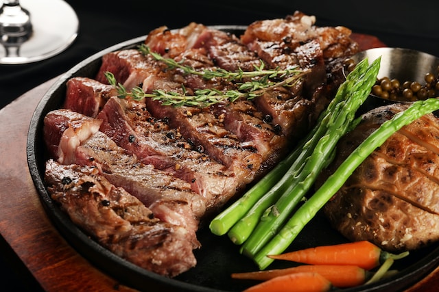 Secrets de cuisine : comment réussir la cuisson parfaite du steak