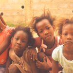 Portrait de héros humanitaires